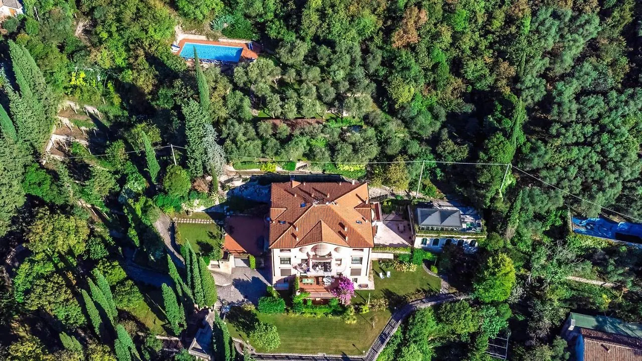 Corazza 6&1, Emma Villas Torri Del Benaco